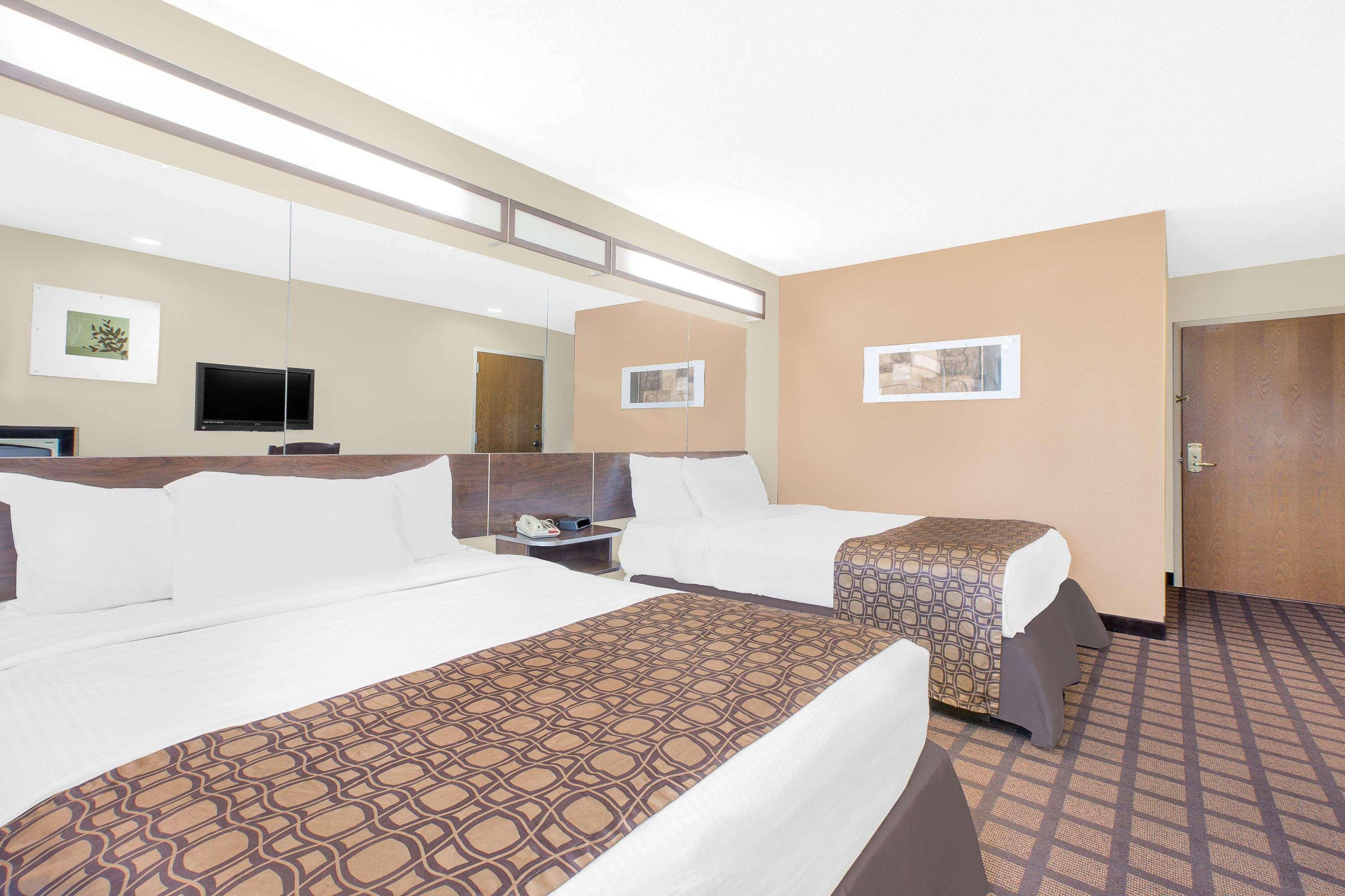 Microtel Inn & Suites By Wyndham Франклин Екстериор снимка