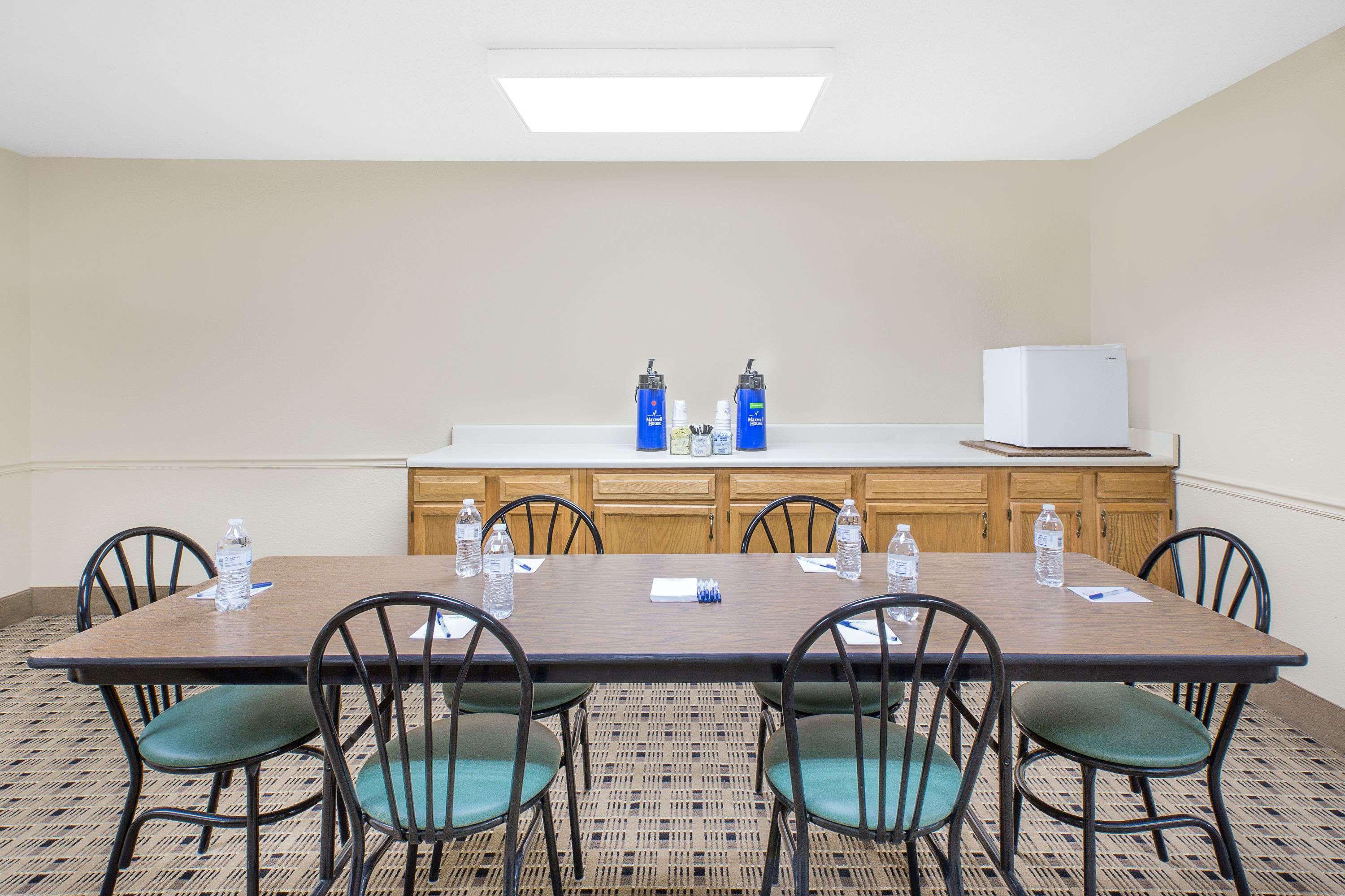 Microtel Inn & Suites By Wyndham Франклин Екстериор снимка