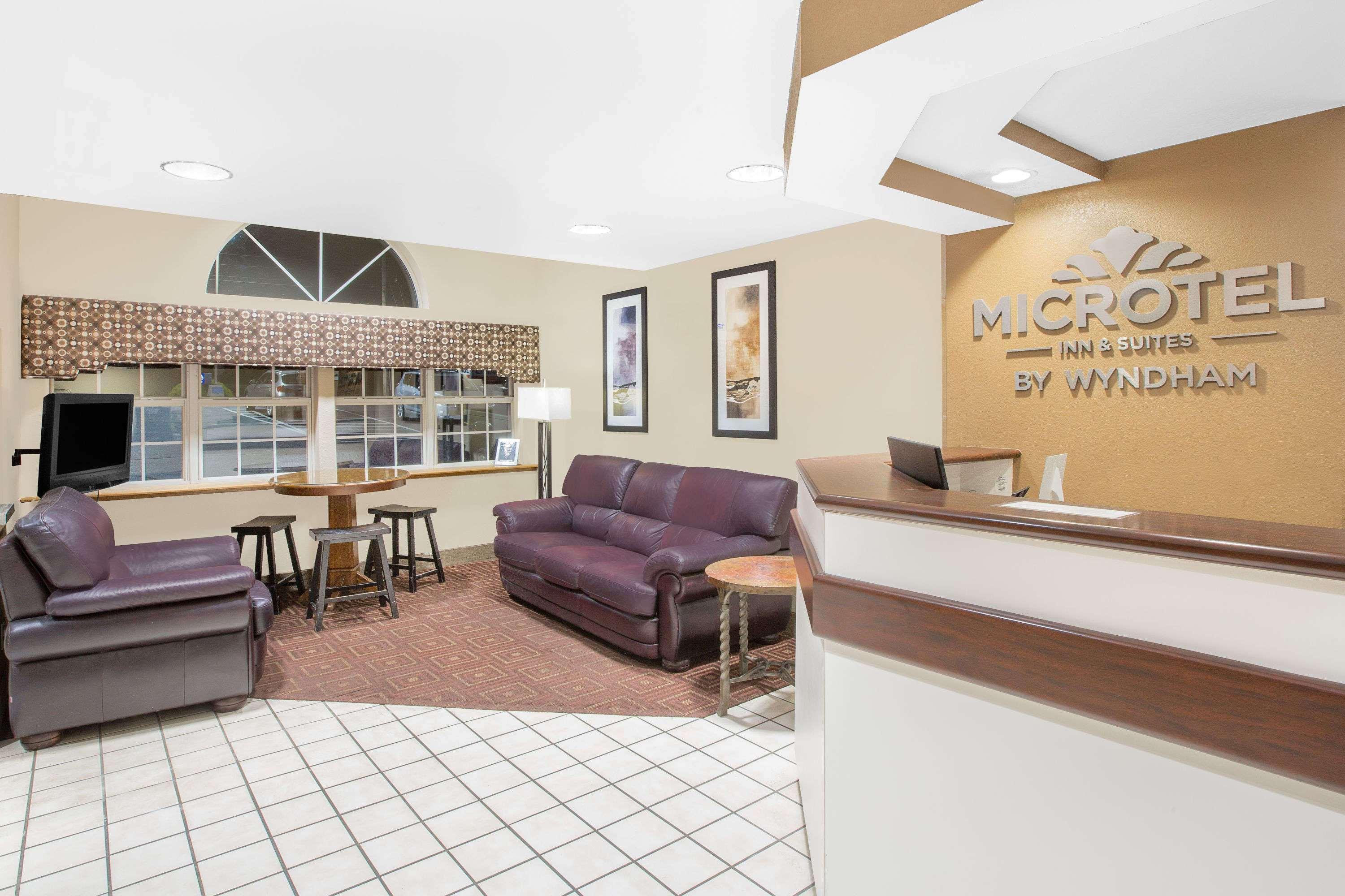 Microtel Inn & Suites By Wyndham Франклин Екстериор снимка
